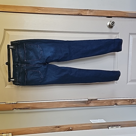 Refuge size 6 skinny jeans 👖 - Picture 3 of 4